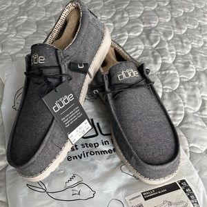 Hey Dude mens shoes NWT size 12 US